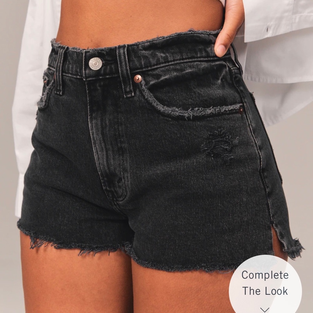 Abercrombie curve love high rise mom shorts